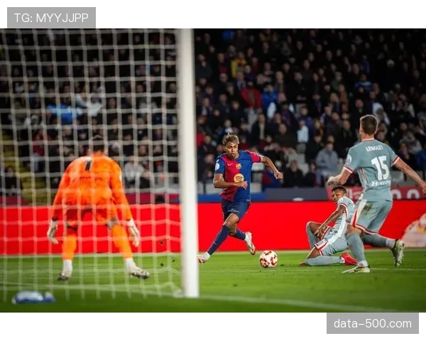 巴萨角球进攻效率提升 定位球成为重要得分补充手段