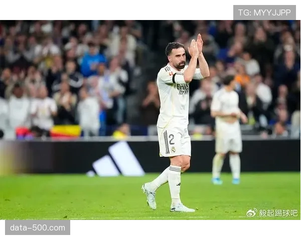 皇马阿诺德训练迟到受罚 纪律问题导致德比战替补待命